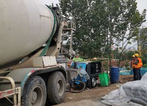混凝土泵送濕噴機施工現場